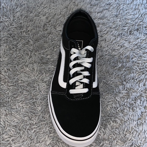 Old school vans - Picture 2 of 4